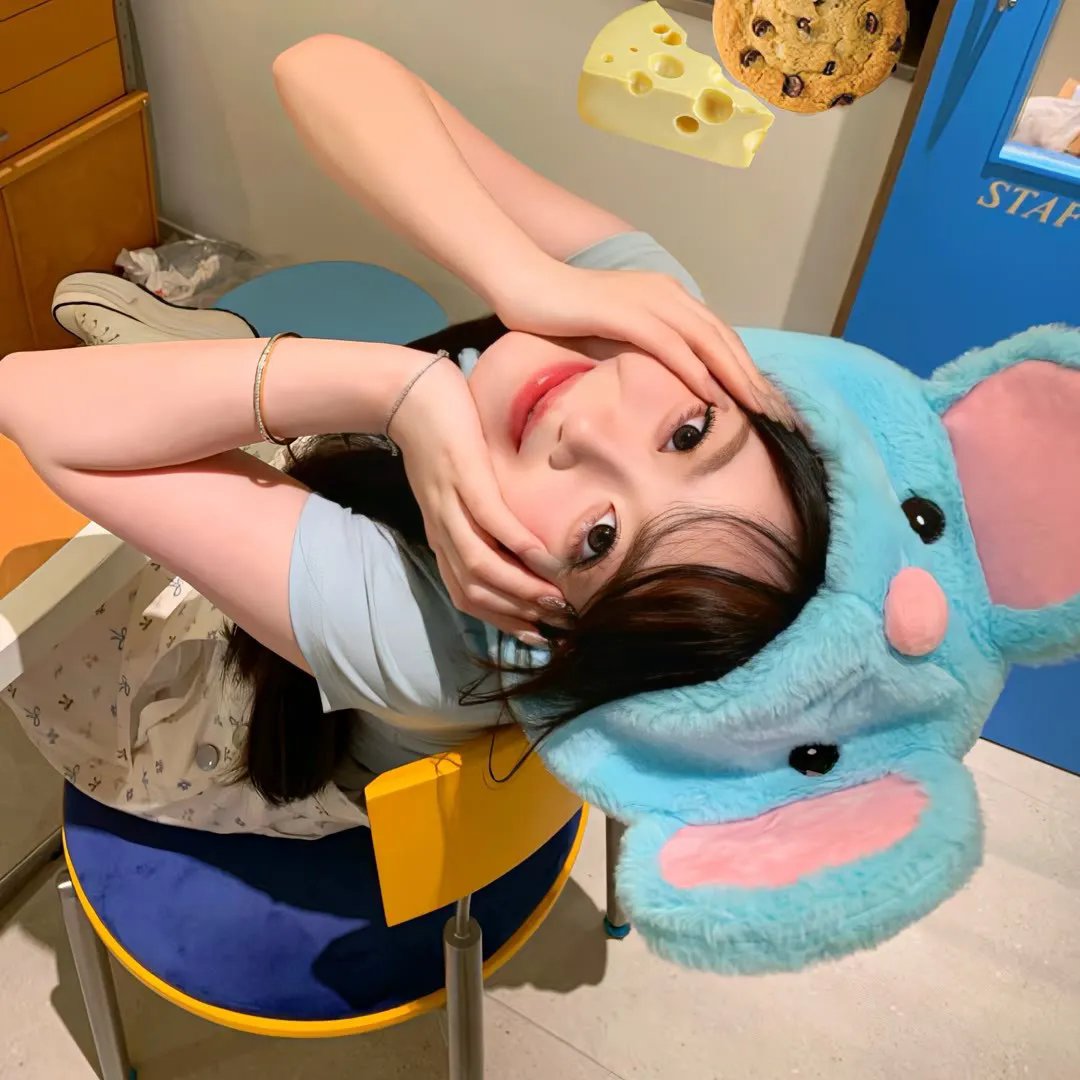 我才不要和人类恋爱呢